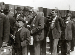 Poland, Oświęcim, az auschwitz–birkenaui koncentrációs tábor., 1944, Lili Jacob, holocaust, antisemitism, concentration camp, Holocaust train, Fortepan #172049