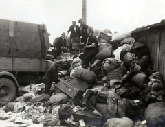 Poland, Oświęcim, az auschwitz–birkenaui koncentrációs tábor., 1944, Lili Jacob, holocaust, antisemitism, concentration camp, Fortepan #172155