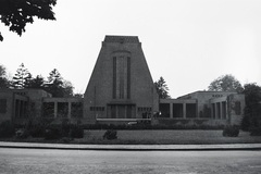 Németország, Hamburg, Fuhlsbüttler Strasse, Ohlsdorfi temető (Hauptfriedhof Ohlsdorf), Forum Ohlsdorf (hamvasztás előtti búcsúztatás, krematórium, urnatemető egy épületben)., 1938, Ormos Imre Alapítvány, Ormos Imre, Fortepan #173211