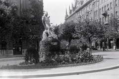 Magyarország, Budapest V., Szabadság tér, Irredenta szoborcsoport »Nyugat« (Sidló Ferenc, 1921.)., 1939, Aszódi Zoltán, irredenta emlékmű, Budapest, Fortepan #174108