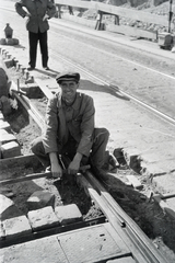 Magyarország, Budapest I., Döbrentei tér a Szent Gellért lépcsőnél., 1940, Kellner Ludwig, Budapest, pályafenntartás, Fortepan #174336