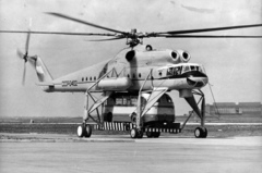 Oroszország, Moszkva, Vnukovói repülőtér, a Mi-10-es helikopter bemutatója., 1965, Sütő András örökösei, Új Élet szerkesztőség, helikopter, Mil-márka, Mil Mi-10, Fortepan #174720