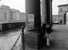 Olaszország, Firenze, Lungarno Anna Maria Luisa de' Medici, háttérben jobbra a Ponte Vecchio., 1959, Szabó Gábor, Fortepan #174873