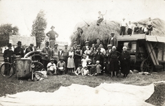 1921, Eczet Zoltán, threshing machine, tableau, peasant, threshing, agriculture, stack, Fortepan #174965