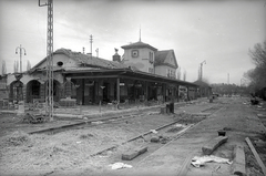 Magyarország, Balatonalmádi, (ekkor Balatonalmádi fürdő) vasútállomás., 1945, Vörös Hadsereg, villanyoszlop, sínpálya, talpfa, Fortepan #175213