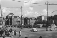 Finnország, Helsinki, Rautatientori, szemben balra a Finn Nemzeti Színház (Suomen Kansallisteatteri)., 1966, Chuckyeager tumblr, Fortepan #175520