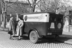 Magyarország, Székesfehérvár, Várkörút (Népköztársaság út), a Rákóczi utca felől nézve., 1958, Chuckyeager tumblr, furgon, Opel Blitz, rendszám, keramit, reklám, Fortepan #175622