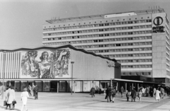 Németország, Drezda, Prager Strasse, szemben az Interhotel Bastei és étterme., 1970, Chuckyeager tumblr, szálloda, NDK, Fortepan #175661