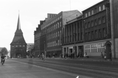 Németország, Rostock, Steinstrasse, szemben a Steintor., 1961, Chuckyeager tumblr, NDK, Fortepan #175940