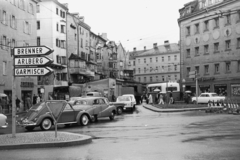 Austria, Innsbruck, a Marktgraben az Innrain felől nézve., 1962, Chuckyeager tumblr, Volkswagen-brand, Volkswagen Beetle, Fortepan #176144