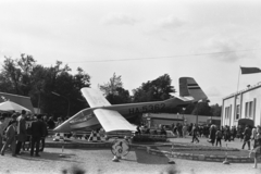 Magyarország, Városliget,Budapesti Nemzetközi Vásár, Budapest XIV., Rubik R-26S Góbé vitorlázó repülőgép., 1965, Chuckyeager tumblr, nemzetközi vásár, vitorlázó repülőgép, Rubik Ernő-terv, Rubik R-26 Góbé, Budapest, Rubik R-26S Góbé, Fortepan #176486