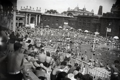 Magyarország, Városliget, Budapest XIV., Széchenyi fürdő., 1941, Bojár Sándor, strand, Budapest, Fortepan #177370