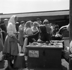 Magyarország, Budapest IX., Ecseri úti használtcikk piac., 1962, Bojár Sándor, Budapest, Fortepan #177477