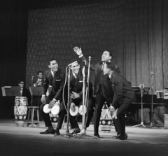 Magyarország, Budapest VIII., Erkel Színház, a La Fornes kubai revüegyüttes vendégjátéka 1966. október 16-án. Los Papines ütőhangszeres kvartett., 1966, Bojár Sándor, Budapest, Fortepan #177637