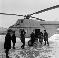 Oroszország, Moszkva, Seremetyevo repülőtér., 1966, Bojár Sándor, helikopter, Aeroflot légitársaság, Mil-márka, Mil Mi-4, Fortepan #177672