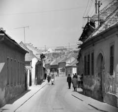 Magyarország, Eger, Servita (Május 1.) utca a Dobó István utca felől a Vécsey Sándor utca felé nézve., 1967, Bojár Sándor, Fortepan #177737