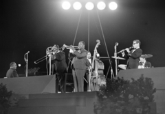 Hungary, Népstadion, Budapest XIV., Louis Armstrong koncertje 1965. június 9-én., 1965, Bojár Sándor, Budapest, Fortepan #177784