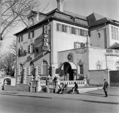 Magyarország, Eger, Klapka György utca, Park Szálló., 1967, Bojár Sándor, Fortepan #177954