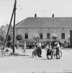 Magyarország, Nagykőrös, 1965, Bojár Sándor, kerékpár, Fortepan #177996