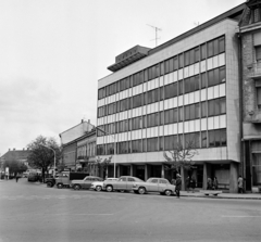 Hungary, Nagykanizsa, Erzsébet (Szabadság) tér., 1969, Bojár Sándor, pharmacy, Fortepan #178107