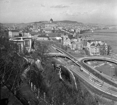 Magyarország, Gellérthegy, Budapest I., kilátás a Szen Gellért szobor és a budai Vár felé., 1966, Kotnyek Antal, szobor, villamos, látkép, felüljáró, FVV CSM-2/CSM-4, Budapest, Szent Gellért-ábrázolás, Fortepan #17813