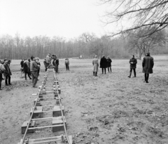 Hungary, Lakitelek, Tőserdő, a vadászkastély parkja. A felvétel Jancsó Miklós Sirokkó című, magyar-francia koprodukciós filmjének forgatásán készült., 1969, Bojár Sándor, filming, camera track, Fortepan #178445