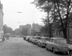 Csehország,Lengyelország, Český Těšín,Cieszyn, határátkelő, az Olza folyó feletti Most Przyjaźni (Barátság híd) az ulice Hlavní třída felől a lengyel oldalon lévő ulica Zamkowa felé nézve., 1960, Bojár Sándor, AWZ P70 Zwickau, Csehszlovákia, Fortepan #178673