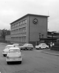 Németország, Zwickau, VEB Sachsenring Automobilwerke Zwickau, Trabant 500-as típusú személygépkocsik., 1960, Bojár Sándor, NDK, embléma, Trabant 600, Fortepan #178720