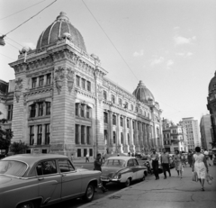 Románia, Bukarest, Calea Victoriei, szemben a Román Nemzeti Történet Múzeum., 1965, Bojár Sándor, Fortepan #178774