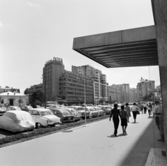 Románia, Bukarest, a Bulevardul General Gheorghe Magheru a Strada George Enescu felől a Hotel Lido felé nézve., 1965, Bojár Sándor, Fortepan #178780