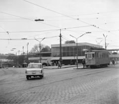 Magyarország, Budapest I., Krisztina körút - Alkotás utca kereszteződése a Magyar Jakobinusok tere felől nézve, háttérben a Déli pályaudvar., 1965, Bojár Sándor, Budapest, Fortepan #178849