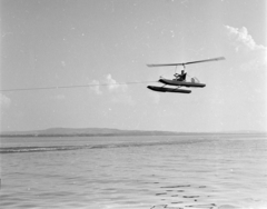 Magyarország,Balaton, Tihany, úszótalpas giro kite., 1965, Bojár Sándor, helikopter, Fortepan #178901