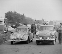 Magyarország, Budapest X., Albertirsai út, az V. Nemzetközi Cordatic Rallye résztvevői a rajtnál., 1965, Bojár Sándor, Budapest, Fortepan #179013