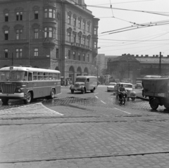 Magyarország, Budapest VIII., Baross tér, szemben jobbra a Fiumei (Mező Imre) út., 1963, Bojár Sándor, Budapest, Fortepan #179124