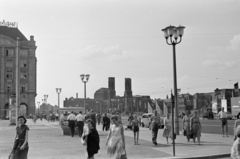 Németország, Drezda, Wilsdruffer Strasse (Ernst-Thälmann-Strasse) a Postplatz felé nézve, középen a Sophienkirche tornyai., 1960, Bojár Sándor, NDK, Fortepan #179144