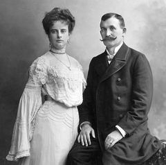 1908, Jankovszky György, moustache, man and woman, double-breasted coat, Fortepan #17924