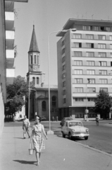 Románia, Bukarest, Strada Ion Câmpineanu a Strada Luterană felé nézve, háttérben az evangélikus templom., 1965, Bojár Sándor, Fortepan #179423