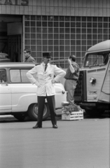 Franciaország, Párizs, Les Halles, Párizs nagybani piaca. Rue Étienne-Marcel., 1967, Bojár Sándor, Fortepan #179509