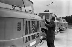 Germany, Ludwigsfelde, VEB IFA-Automobilwerke Ludwigsfelde udvara, IFA W50 típusú teherautók., 1966, Bojár Sándor, IFA-brand, GDR, Fortepan #179548