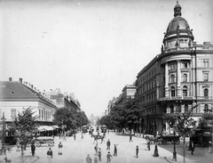 Hungary, Budapest VIII.,Budapest V.,Budapest VII., Rákóczi (Kerepesi) út a mai Astoria kereszteződés felől nézve., 1903, Saly Noémi, sign-board, horse, Horse-drawn carriage, pedestrian, street view, tram, Budapest, Fortepan #17979