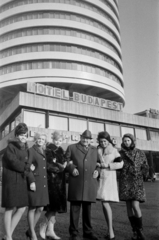 Magyarország, Budapest II., Szilágyi Erzsébet fasor, Budapest körszálló., 1968, Bojár Sándor, Budapest, Fortepan #180289