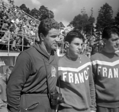 Finnország, Helsinki, XV. nyári olimpiai játékok., 1952, Bojár Sándor, férfi, nézőtér, melegítő, sportoló, képarány: négyzetes, fényképezőgép, Fortepan #180486