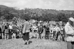 Hungary, Budapest II., Nagyrét., 1955, Bojár Sándor, Budapest, kids, teacher, Fortepan #180580