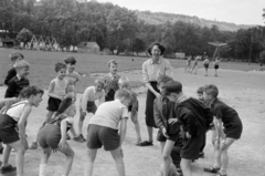 Hungary, Budapest II., Nagyrét., 1955, Bojár Sándor, Budapest, boys, shorts, toy, Fortepan #180585