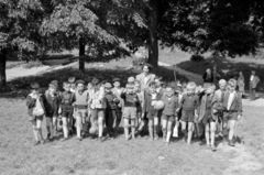 Hungary, Budapest II., Nagyrét., 1955, Bojár Sándor, Budapest, boys, shorts, kids, Fortepan #180587