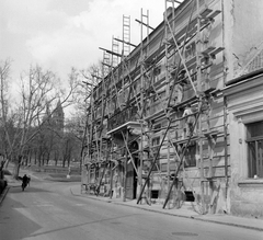 Magyarország, Pécs, Szent István tér - Apáca utca sarok., 1954, Kotnyek Antal, állvány, Fortepan #18215