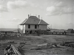 Hungary, Balatonföldvár, épülő villa a Balaton-partján, a mai Rákóczi Ferenc utcánál. Leltári jelzet: MMKM TEMGY 2019.1.1. 1055, 1904, Magyar Műszaki és Közlekedési Múzeum / BAHART Archívum, construction, Fortepan #183470