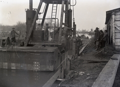 Hungary,Lake Balaton, Siófok, »Siófoki kikötő építése, cölöpverés 1912 után« Leltári jelzet: MMKM TEMGY 2019.1.1. 0791, 1915, Magyar Műszaki és Közlekedési Múzeum / BAHART Archívum, Fortepan #183572