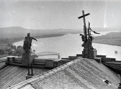 Magyarország, Esztergom, látkép a Bazilika tetejéről, háttérben a felrobbantott Mária Valéria híd., 1945, Divéky István, háborús kár, Fortepan #183828