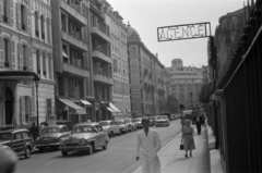 France, Nice, Avenue Georges Clemenceau a Rue Alphonse Karr felé, szemben a sarkon az Escurial Cinema., 1963, Dömölky Etelka, Fortepan #183917